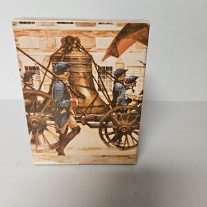 Vintage Liberty Bell Avon After Shave‎